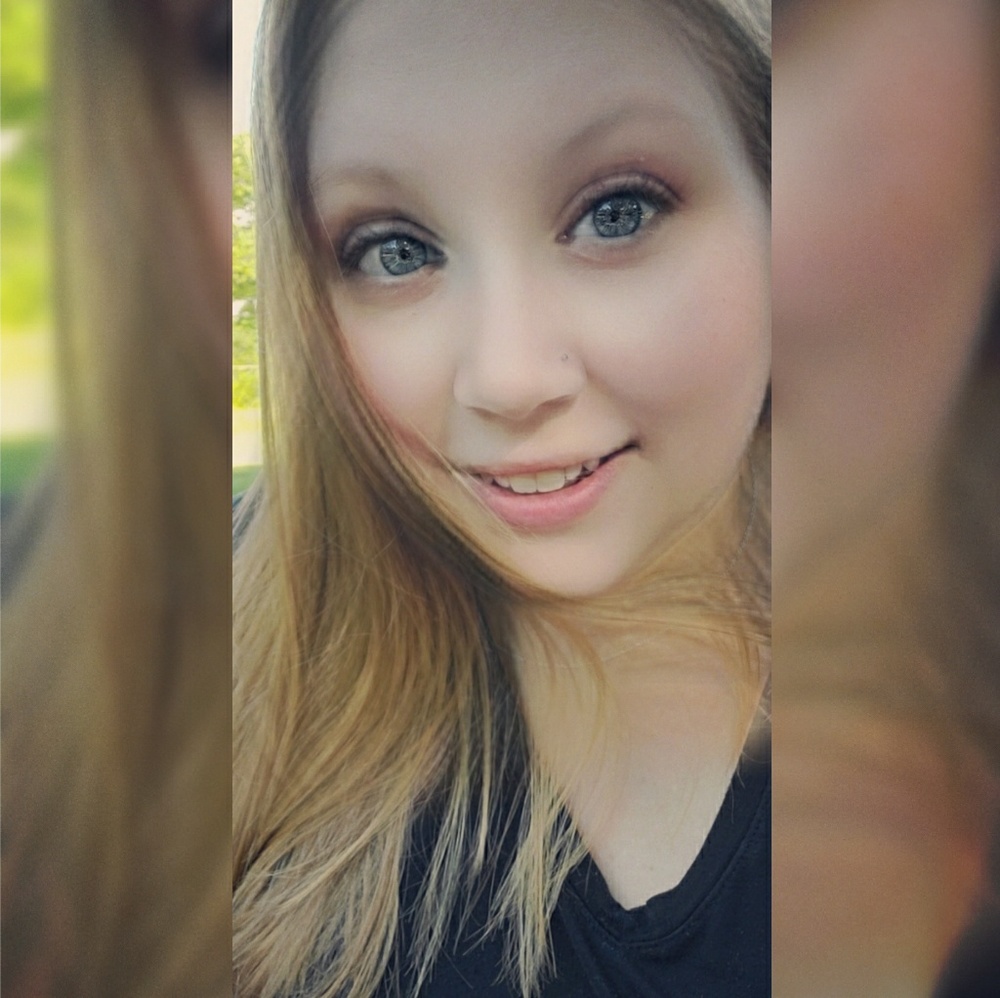Meet your Posher, Chelsey